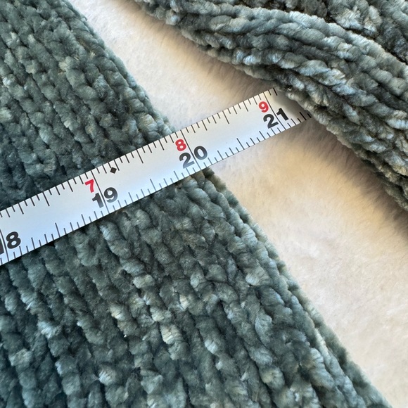 Ultra Soft Cupio Women's Green Sweater Size Small Pullover Long Sleeve - Picture 7 of 7